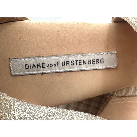 Diane Von Furstenberg size 9 wedge sandals heels light gold Opal - Picture 11 of 12